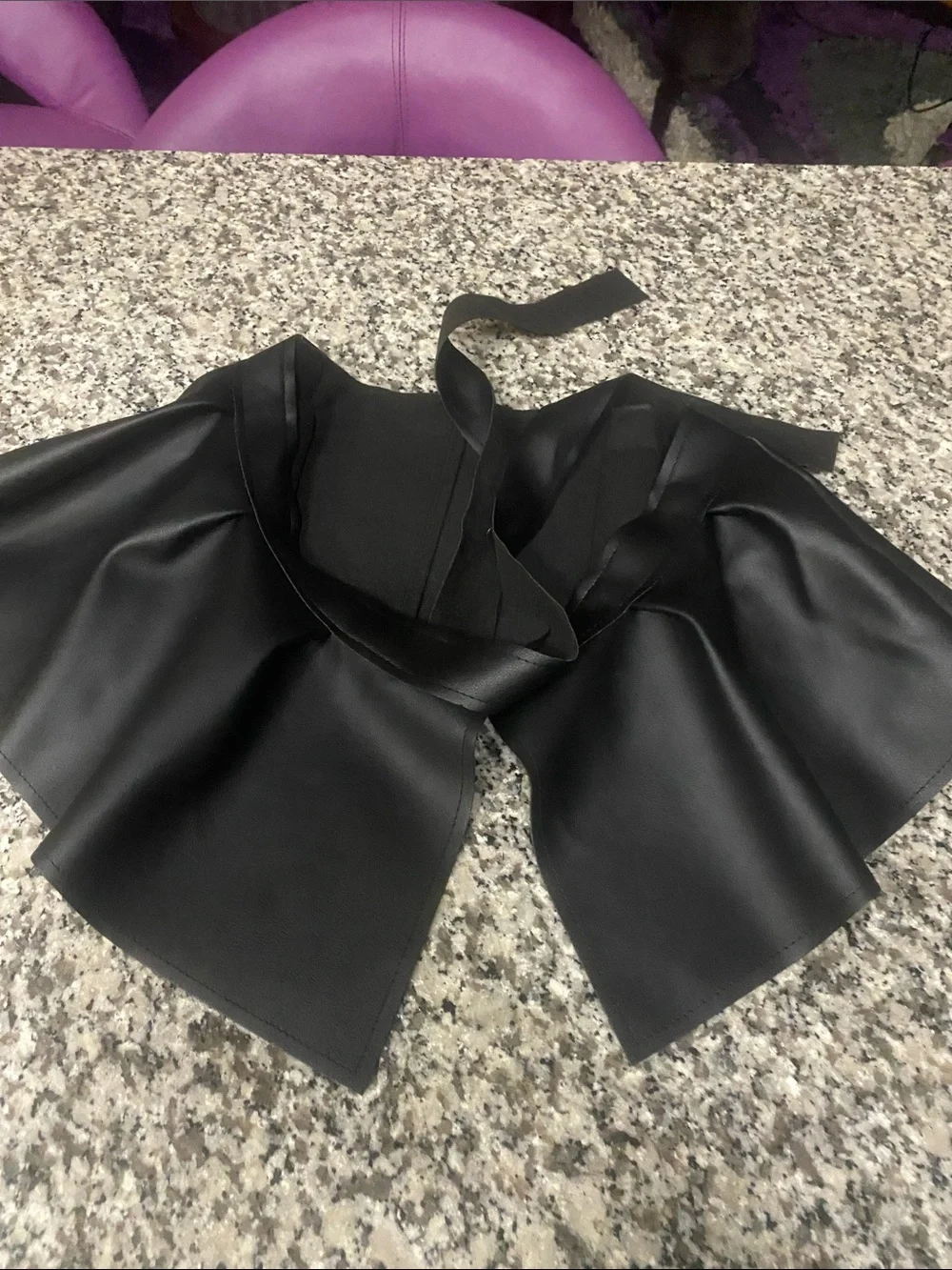 N/A stylish black